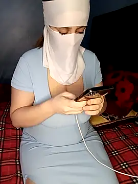 Snapshot of Lamia_Queen_ chatting on November 2025 05:25:01 PM Lamia Queen online show from November 2025 05:25:01 PM