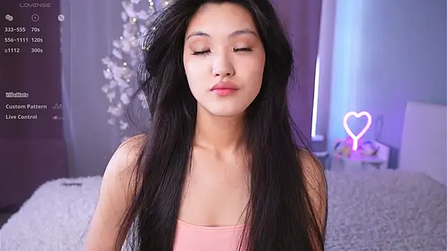FancyEsten online show from June 2026 07:13:02 AM