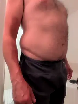 Snapshot of cloudymatt chatting on October 2025 07:18:01 AM cloudymatt online show from October 2025 07:18:01 AM