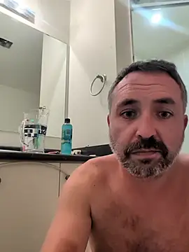 Snapshot of cloudymatt chatting on November 2025 03:16:02 AM cloudymatt online show from November 2025 03:16:02 AM