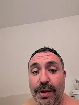 Snapshot of cloudymatt chatting on March 2026 02:08:02 AM cloudymatt online show from March 2026 02:08:02 AM