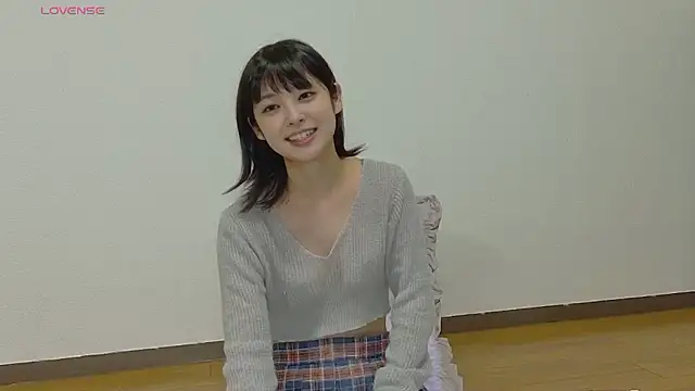 Snapshot of rikachan_perfect chatting on September 2025 01:12:01 PM rikachan perfect online show from September 2025 01:12:01 PM