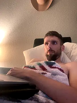 Snapshot of thejohnryancollection chatting on September 2025 10:31:02 AM thejohnryancollection online show from September 2025 10:31:02 AM