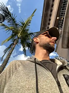 Snapshot of thejohnryancollection chatting on October 2025 12:11:01 AM thejohnryancollection online show from October 2025 12:11:01 AM