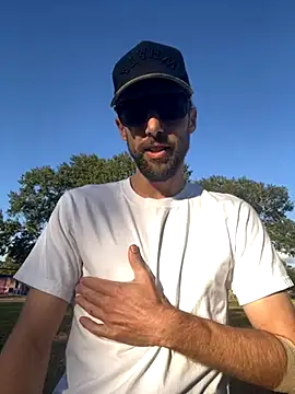 Snapshot of thejohnryancollection chatting on November 2025 10:19:02 PM thejohnryancollection online show from November 2025 10:19:02 PM