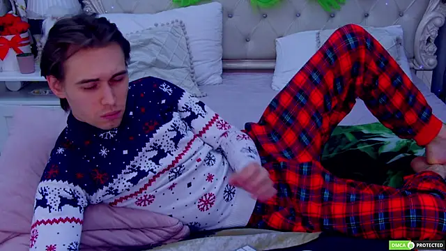 WilliamDyson online show from December 2025 03:13:02 AM