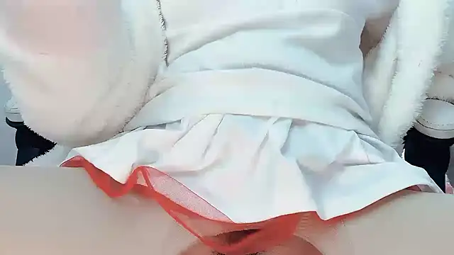 Eloise131499 online show from November 2025 01:06:01 AM