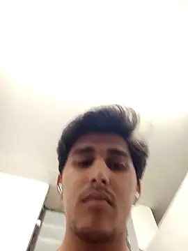 HarryChoudhary21 online show from December 2025 10:27:01 PM