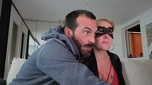 Snapshot of bellemasquer chatting on September 2025 01:14:02 PM bellemasquer online show from September 2025 01:14:02 PM