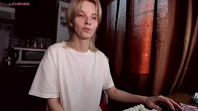 Madelaineses online show from June 2026 10:54:01 PM