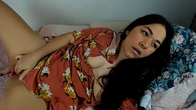 Snapshot of Brianna_Angelina chatting on November 2025 04:33:01 PM Brianna Angelina online show from November 2025 04:33:01 PM