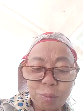 VangLe73 online show from September 2025 02:01:01 AM