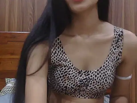 Snapshot of Tanvi_Angel chatting on June 2026 04:33:01 PM Tanvi Angel online show from June 2026 04:33:01 PM
