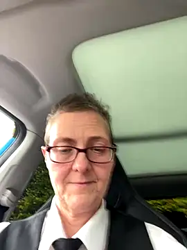 Curvy-Jinx online show from October 2025 10:18:01 AM