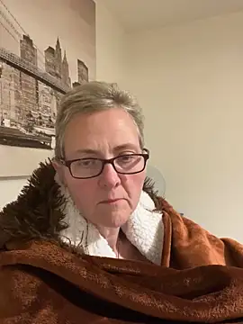 Curvy-Jinx online show from November 2025 09:14:01 PM