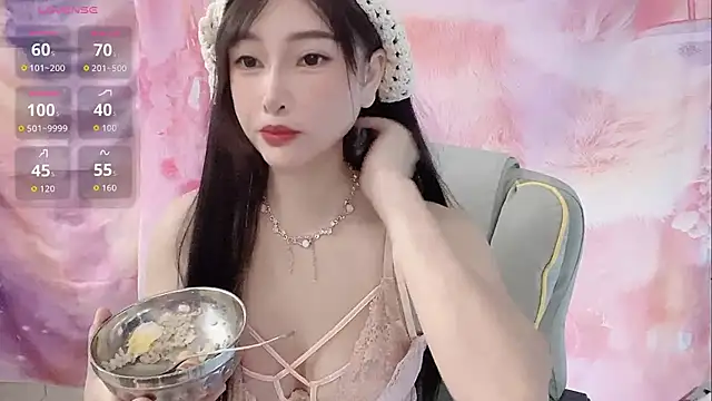 Snapshot of Crush-7ii chatting on October 2025 12:33:01 AM Crush-7ii online show from October 2025 12:33:01 AM