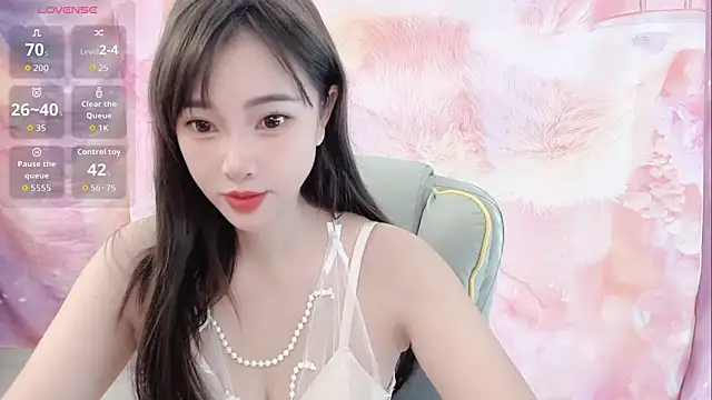 Snapshot of Crush-7ii chatting on February 2026 01:50:02 AM Crush-7ii online show from February 2026 01:50:02 AM