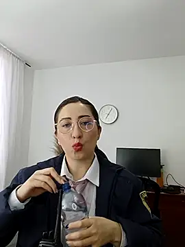 Snapshot of SUSY__06 chatting on November 2025 12:05:02 PM SUSY 06 online show from November 2025 12:05:02 PM