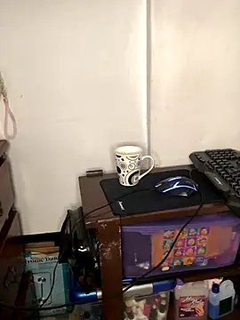 Snapshot of luisahot_9727 chatting on November 2025 06:24:02 AM luisahot 9727 online show from November 2025 06:24:02 AM