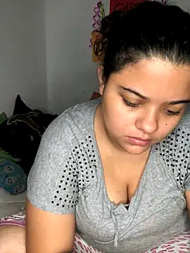 Snapshot of luisahot_9727 chatting on November 2025 12:49:01 PM luisahot 9727 online show from November 2025 12:49:01 PM