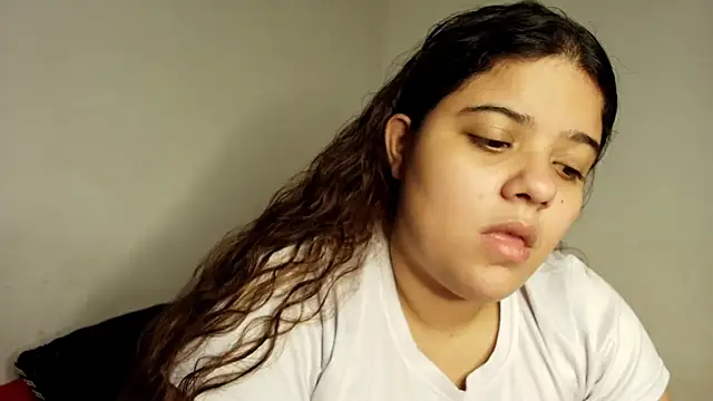 Snapshot of luisahot_9727 chatting on December 2025 07:14:02 AM luisahot 9727 online show from December 2025 07:14:02 AM