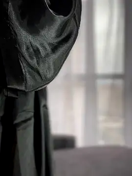 Sofi Leal online show from November 2025 11:55:02 AM