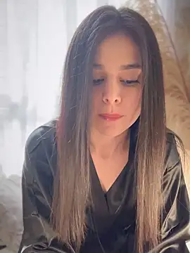 Sofi Leal online show from November 2025 12:50:02 PM