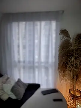 Sofi Leal online show from March 2026 12:20:01 PM