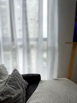 Sofi Leal online show from April 2026 01:05:01 PM