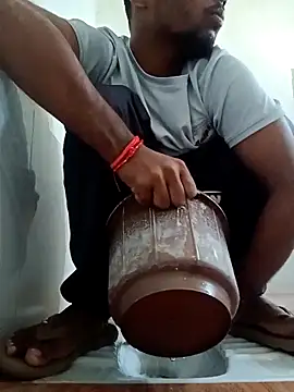 Snapshot of monubigcoock chatting on November 2025 09:59:02 AM monubigcoock online show from November 2025 09:59:02 AM