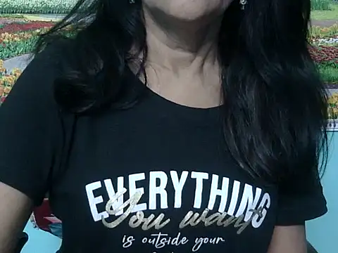 Snapshot of Lovely_bhabhi143 chatting on May 2026 06:08:01 AM Lovely bhabhi143 online show from May 2026 06:08:01 AM