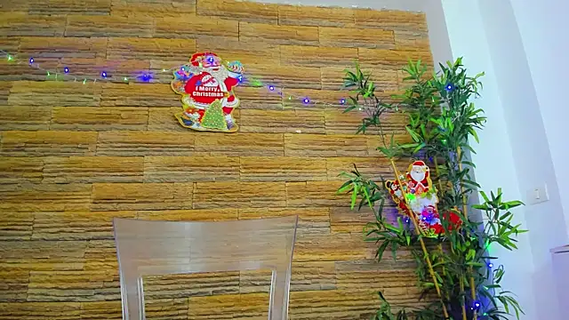 Cupcake Izzy online show from December 2025 05:46:02 AM