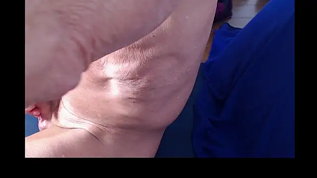 Snapshot of cumtwo2 chatting on June 2026 06:12:01 PM cumtwo2 online show from June 2026 06:12:01 PM