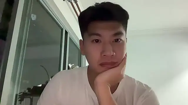 Snapshot of heywilliam chatting on October 2025 04:39:01 PM heywilliam online show from October 2025 04:39:01 PM