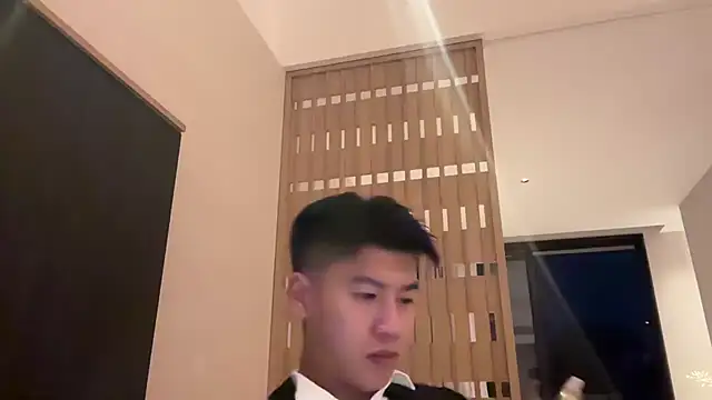 Snapshot of heywilliam chatting on November 2025 11:32:01 AM heywilliam online show from November 2025 11:32:01 AM