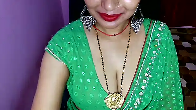 QUEEN SAKHI- online show from May 2026 07:22:01 PM