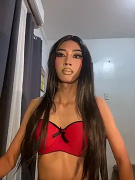 YourTiffanyX online show from July 2026 04:46:02 PM
