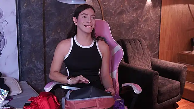 Snapshot of Ariaa_Isabell chatting on January 2026 06:33:01 PM Ariaa Isabell online show from January 2026 06:33:01 PM