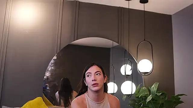 Snapshot of Ariaa_Isabell chatting on February 2026 06:36:01 PM Ariaa Isabell online show from February 2026 06:36:01 PM