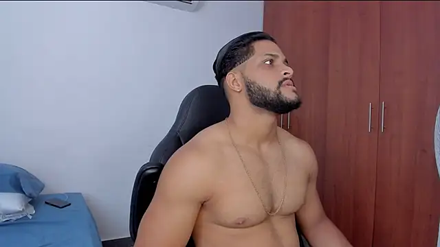 Pier Simons online show from April 2026 03:28:01 PM