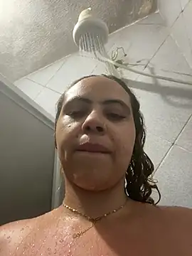 Snapshot of Chloe_Leaozinho chatting on July 2026 10:01:02 PM Chloe Leaozinho online show from July 2026 10:01:02 PM