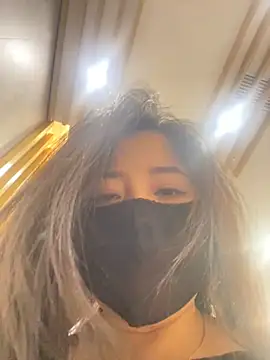 xiao-mo520 online show from November 2025 10:48:01 AM