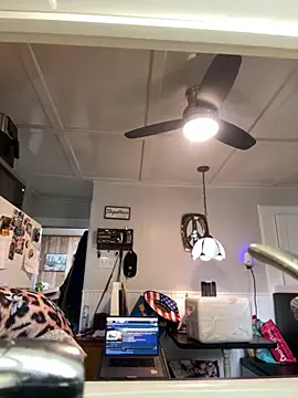 Snapshot of PefectNipz chatting on September 2025 04:17:01 PM PefectNipz online show from September 2025 04:17:01 PM