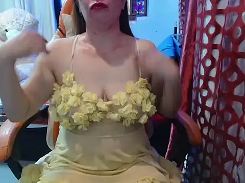 Snapshot of VerySexyCeline chatting on September 2025 10:15:02 PM VerySexyCeline online show from September 2025 10:15:02 PM