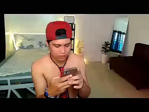 Snapshot of Lowel_Smith chatting on February 2026 11:16:02 PM Lowel Smith online show from February 2026 11:16:02 PM