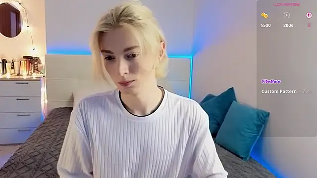 fiachand online show from April 2026 01:50:02 PM