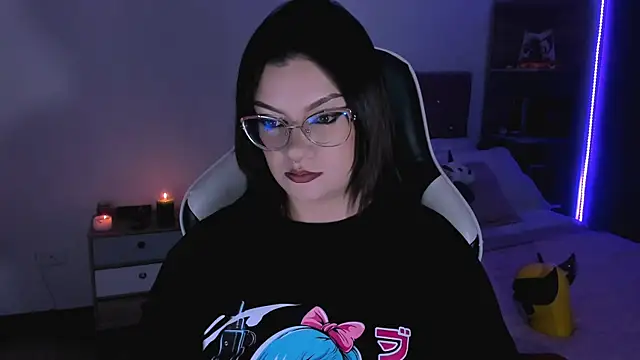 OphelianaRose33 online show from September 2025 09:49:02 PM