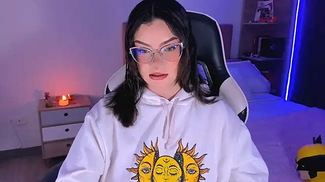 OphelianaRose33 online show from October 2025 08:20:02 PM