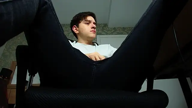 Snapshot of FelixStarkk chatting on September 2025 04:39:02 AM FelixStarkk online show from September 2025 04:39:02 AM