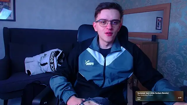 Snapshot of FelixStarkk chatting on February 2026 06:39:02 AM FelixStarkk online show from February 2026 06:39:02 AM